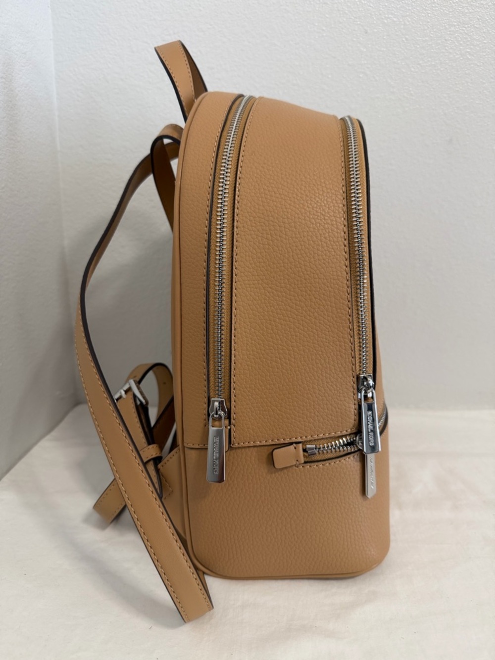 Michael Kors Rhea zip Backpack peanut leather - Picture 10 of 10